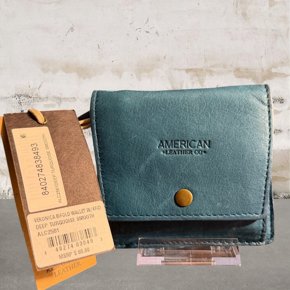 American Leather Co. $65 Teal Veronica Bifold Wallet NWT